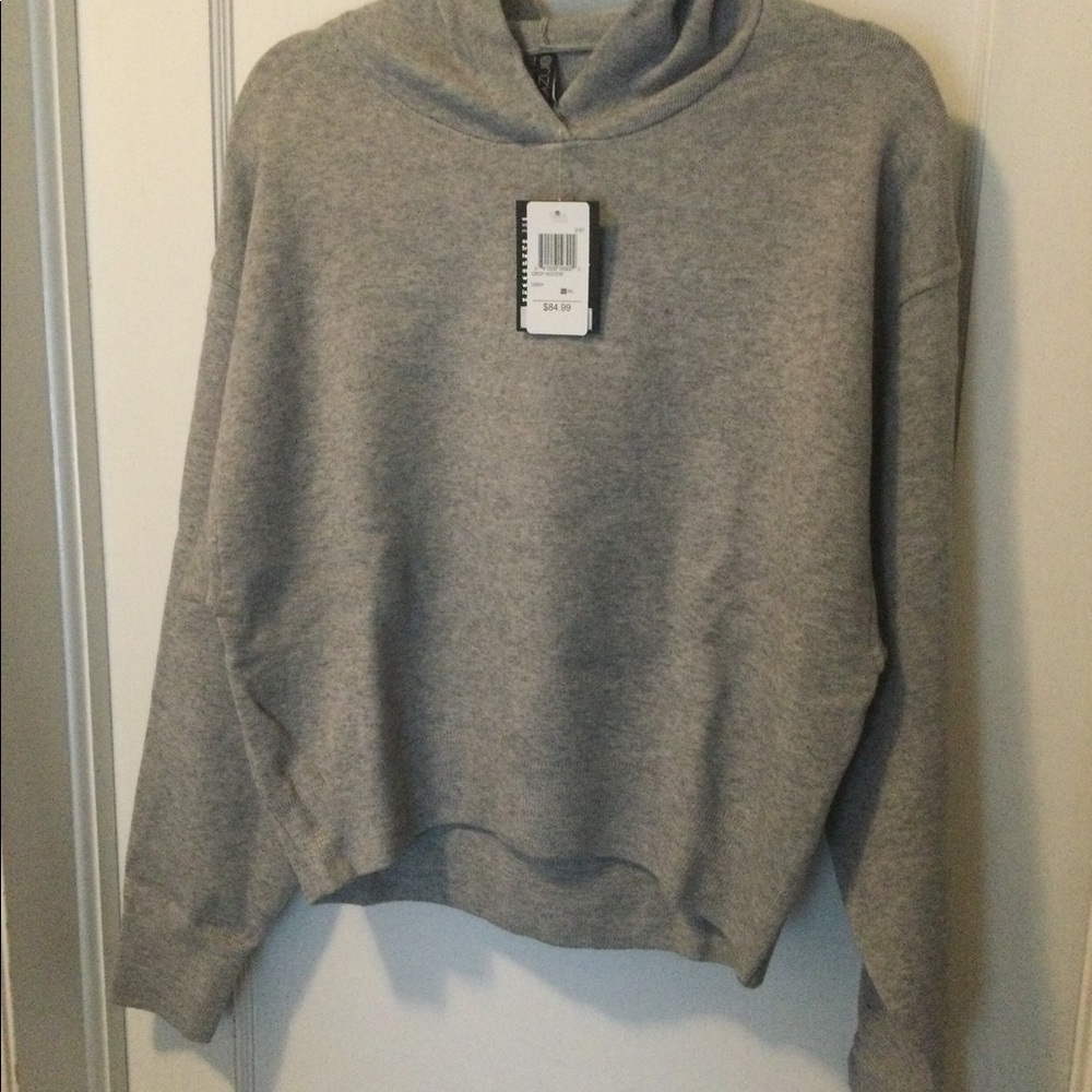 Onzie Cropped Hoodie - Grey Size: M/L - Picture 8 of 15